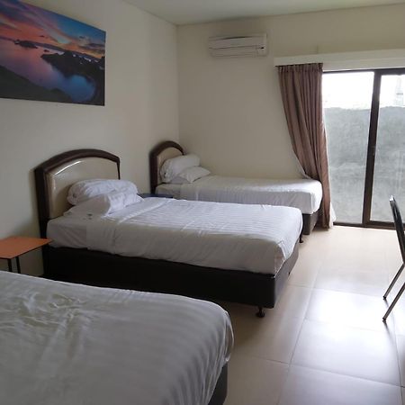 Hotel Larensia Labuan Bajo Camera foto