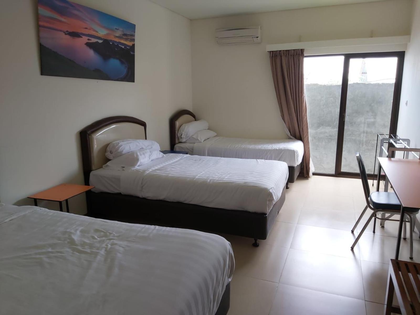 Hotel Larensia Labuan Bajo Camera foto